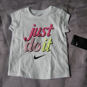 NWT Nike White T-Shirt 2T